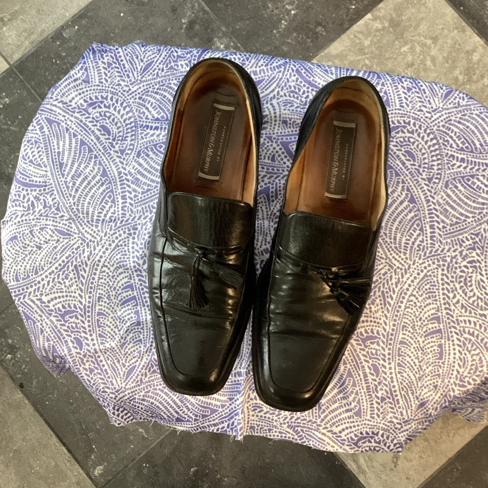 Johnston & Murphy Black Leather Tassel Loafer Shoes